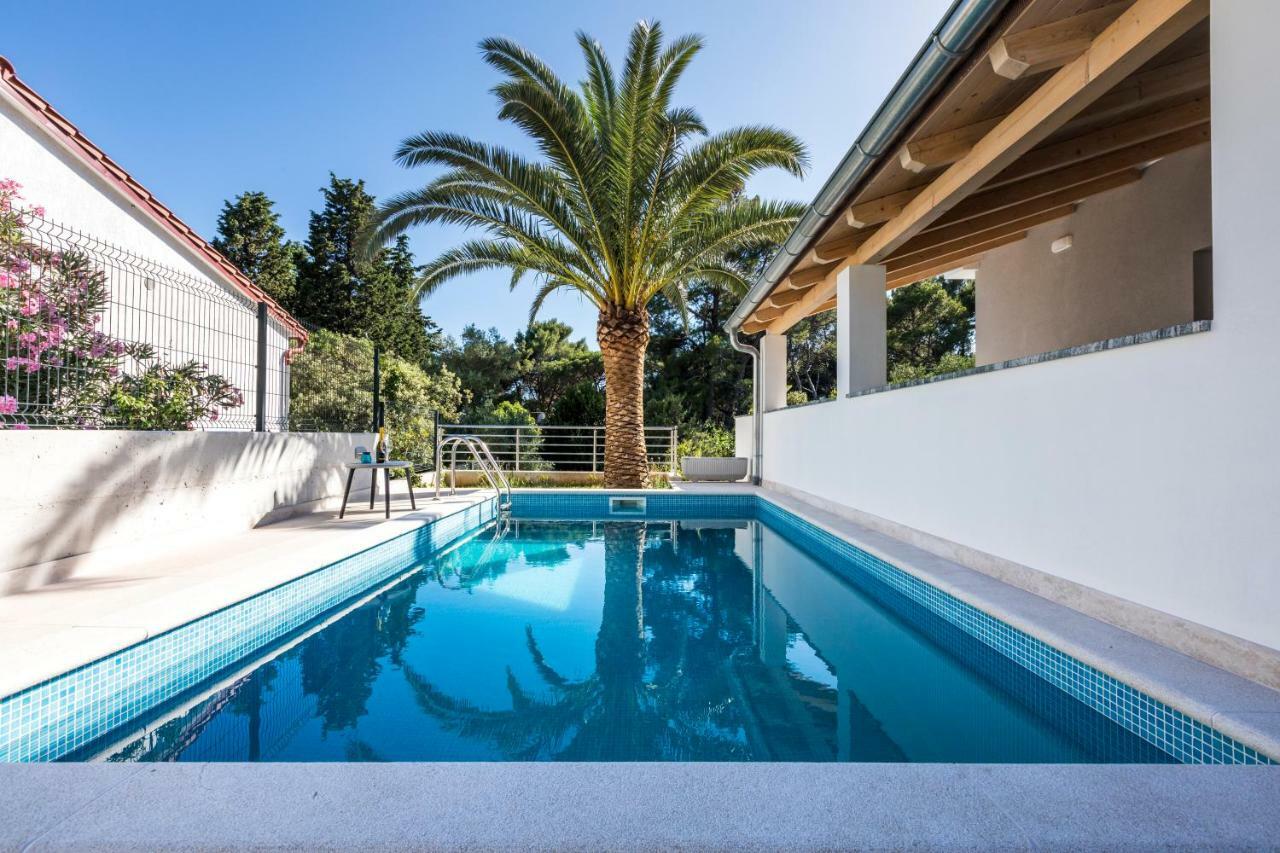 Villa Artaturi Mali Lošinj Εξωτερικό φωτογραφία